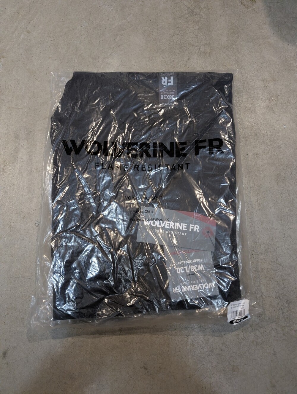 NWT Wolverine FR Black Flame Resistant Stretch Denim Pants Mens 38x30
